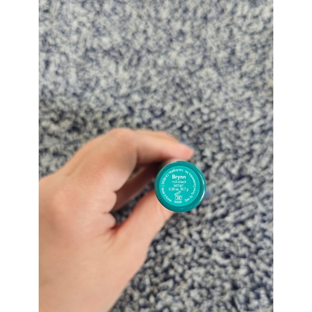 thrive causemetics Tubing Mascara- Black - Picture 2 of 2